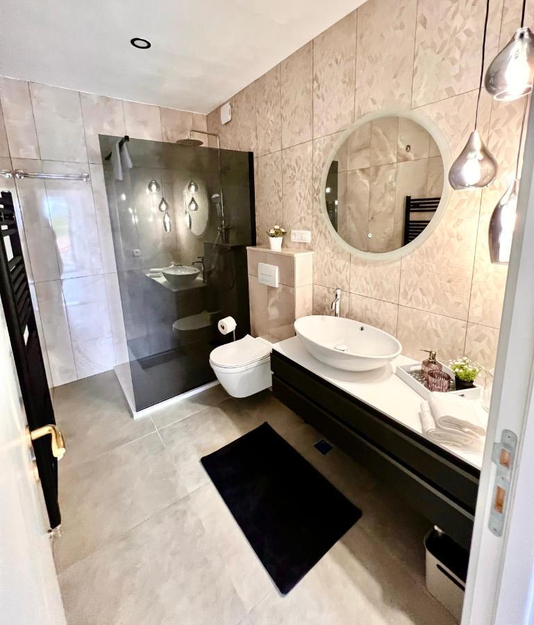 Seaview Pool Apartment-Lumiere, Island Hvar-Gdinj Luaran gambar